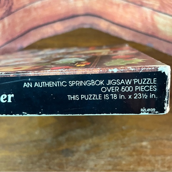 Vintage Springbok Memories Of December 500+ Piece Jigsaw Puzzle - Picture 3 of 6